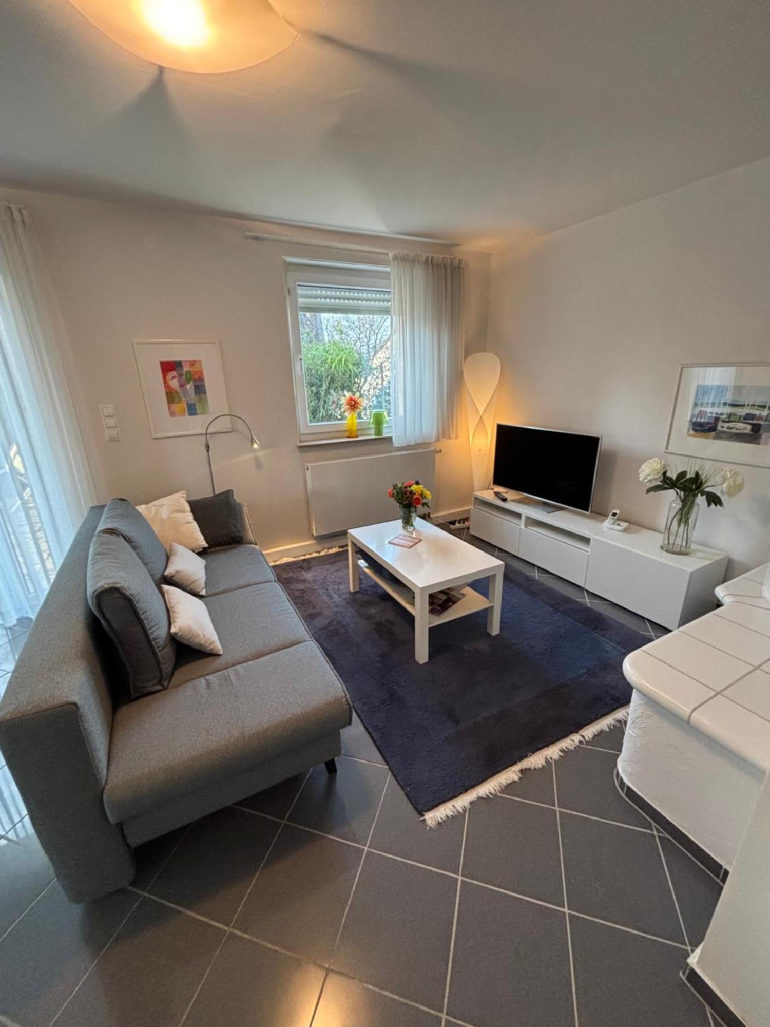 Charmante Ferienwohnung Fuer 2-3 Gaeste Wuerzburg Hoechberg ภายนอก รูปภาพ